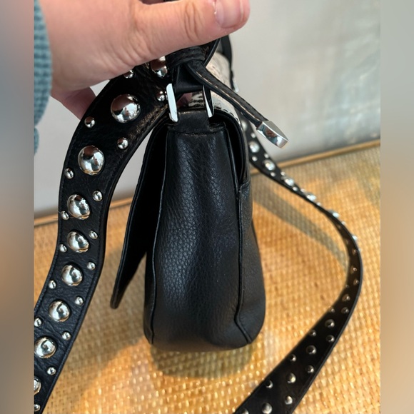 Michael Kors Hayes Large Messenger Bag/crossbody purse - Black - Picture 13 of 13